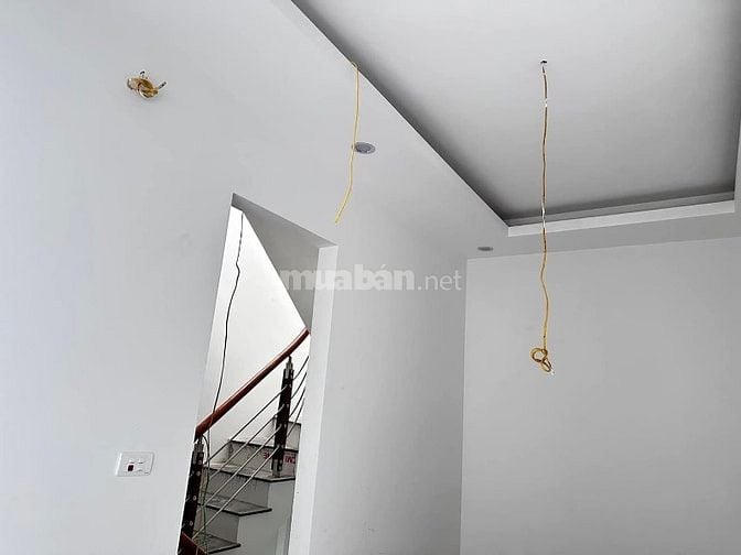 Bán gấp nhà Quốc Hương, Thảo Điền quận 2 giá 3tỷ500tr 56m2 cực đẹp