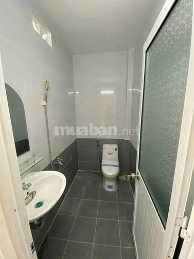 Cần Tiền Đáo Hạn Bán Gấp Dãy Trọ Ngay Bệnh Viện 180m2 Giá 790tr 