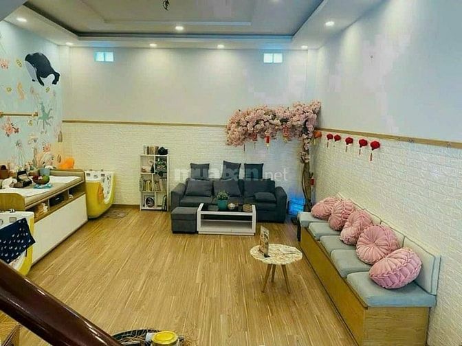 SANG SPA MẸ VÀ BÉ NGAY MẶT TIỀN TÂN PHÚ