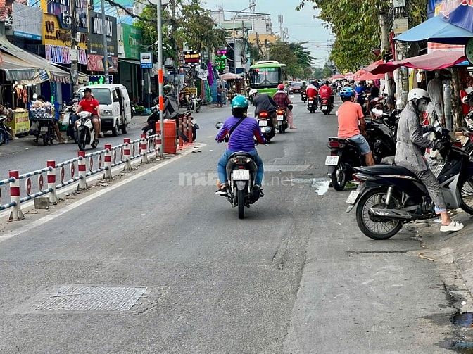 Bán nhà giảm giá 90m2, đường Hiệp Bình, Hiệp Bình Chánh, Thủ Đức.