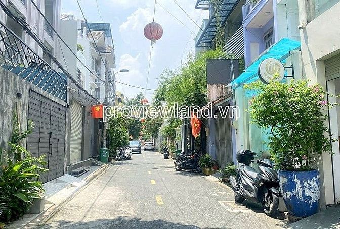 Bán nhà phố tại Thảo Điền, 4 tầng, 121m2 đất, mặt tiền thoáng, an ninh