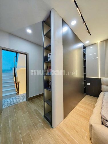 Tạp chí nhà đẹp bình chọn 3 lầu full nội thất c.cấp khu VIP Lý Thái Tổ