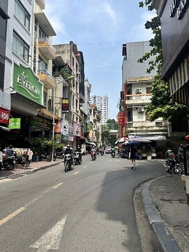 Bán Biệt thự siêu đẹp Văn Phú Hà Đông 200m 46,5 tỷ  gần CV Văn  Phú