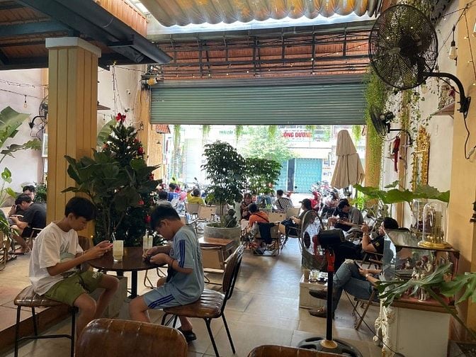 Sang quán Cafe P.Hiệp Thành-Q12, DT: 3Triiệu/Ngày_Giá thuê 23tr/tháng