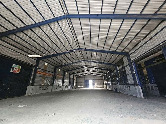 Cho thuê kho xưởng Lê Đình Cẩn,Bình Tân,diện tích: 900m2,giá : 90tr/TH