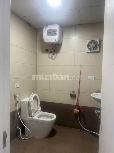 Nhà đẹp ngõ Khâm Thiên giá 9.5 tỷ, hơn 73m2x4T, KD, ẢNH THẬT