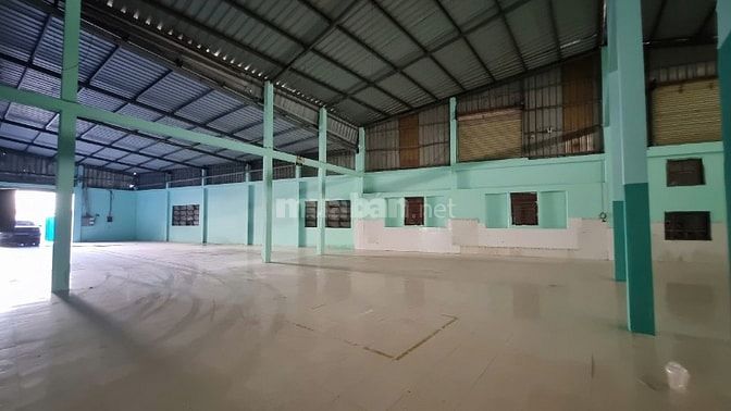 Cho thuê kho xưởng Đức Hòa, Long An, diện tích: 1.200m2, giá : 69tr/TH