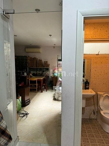 Bán nhà MT Chợ Thủ Đức, 240m2, 3T, dòng tiền siêu lợi nhuận, chỉ 36t.