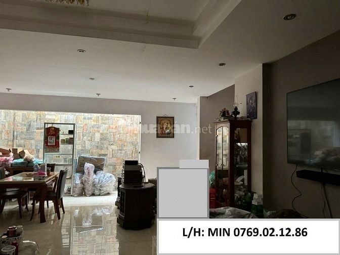 Bán nhà MT Chợ Thủ Đức, 240m2, 3T, dòng tiền siêu lợi nhuận, chỉ 36t.