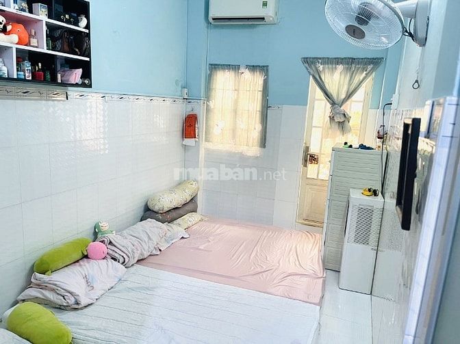 Bán nhà sát mặt tiền đường Tùng Thiện Vương Quận 8,26m2,2 tầng,2PN.