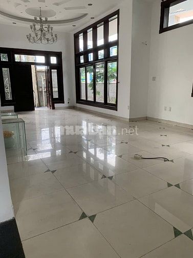 CHO THUÊ NHÀ GÓC 2 MẶT TIÊN QUỐC HƯƠNG VÀ XUÂN THUỶ GIÁ CHỈ 60 TRIỆU.