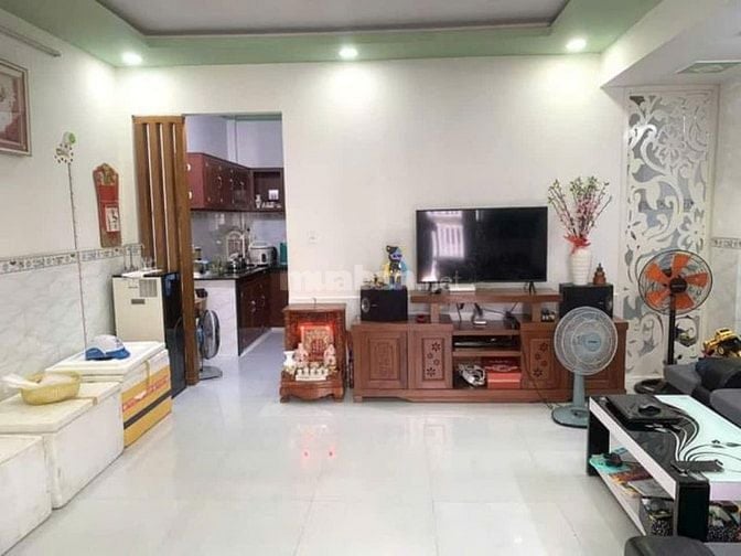 VỀ QUÊ BÁN NHÀ Đ.HẬU GIANG 61M2,1TỶ310TR BAO SANG TÊN CÔNG CHỨNG