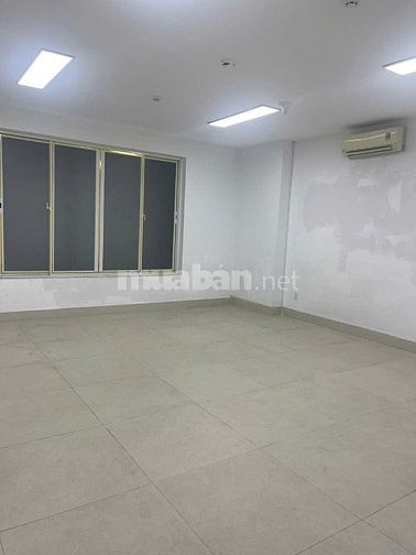 Cho thuê căn nhà 7A Bàu Cát 2, Tân Bình. DT: 6.0 x30m CN 180m2, 80tr