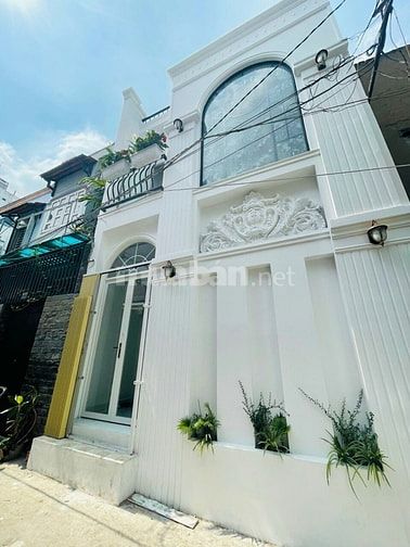 Bán nhà hẻm 205 Huỳnh Tấn Phát P.TTĐông Q.7, DT: 4,7 x 9,6m, 1 lầu