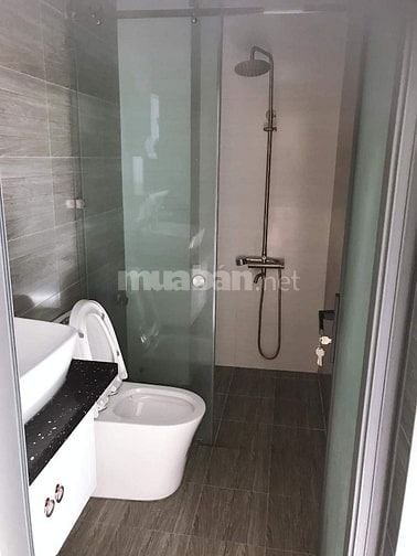 Bán nhà hẻm 6m Đào Tông Nguyên, Nhà bè, Dt 4x17m, 3 lầu, ST. Giá 6,5 t