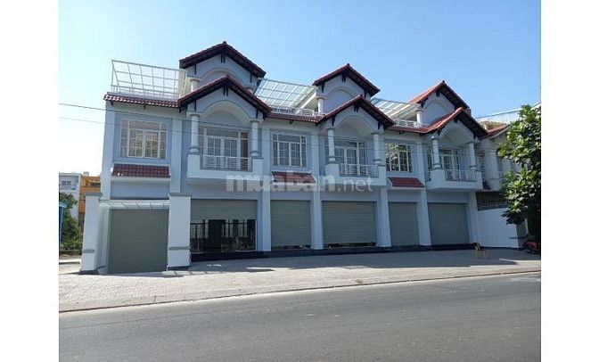  Cần bán giá mặt tiền tốt nhất Song Hành, Q.2 DT đất 450m2 vuông vức