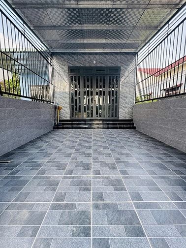 Nhà Cấp 4 100m2 sau trường Tân Túc giá bán 780triệu 