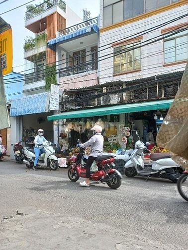 NHÀ MẶT TIỀN CHỢ LONG VÂN KINH DOANH ĐẮC ĐỊA