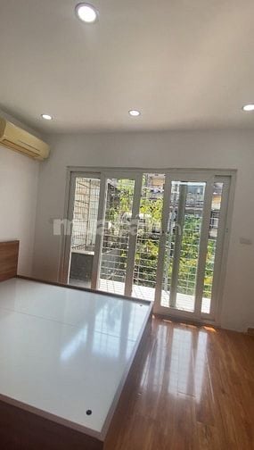 Bán căn tập thể Nguyễn Trãi 27/70m 3,18 tỷ