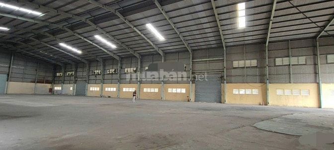 Cho thuê kho xưởng Quốc Lộ 1A, Long An , tdt : 3.000m2, xưởng: 2.000m2