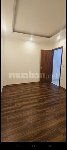 Hàng hiếm Lĩnh Nam Hoàng Mai DT=38 m2x5 tầng mới Full nội thất 6,xx Tỷ