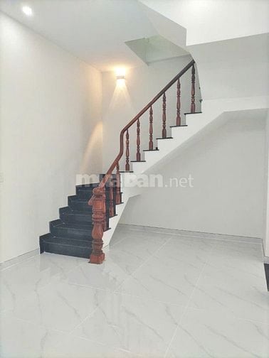 ANH 5 BÁN CĂN NHÀ 6X16 ĐỂ TRANG TRẢI NỢ NẦN , NHÀ XÂY CHẮC KIÊN CỐ 