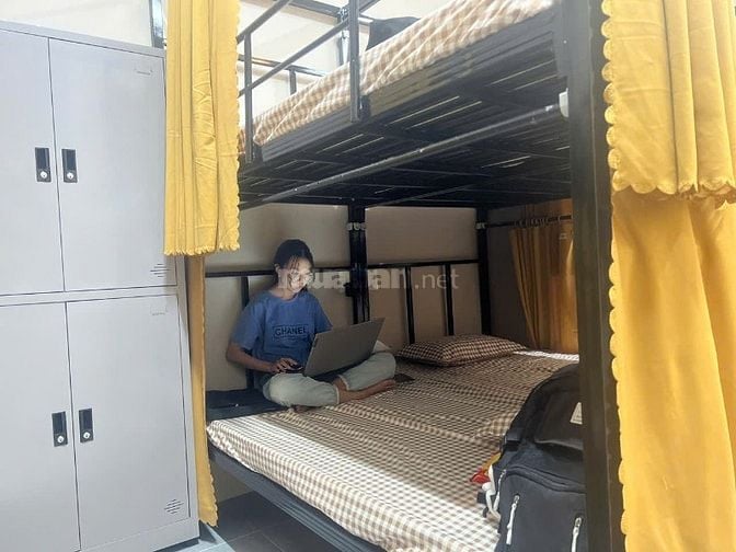 SANG NHƯỢNG KÝ TÚC XÁ CAO CẤP TẠI HIỆN KHÁCH ĐANG Ở FULL