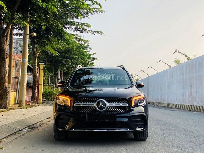 MERCEDES GLB200 AMG MODEL 2021 NHẬP KHẨU 7 CHỖ