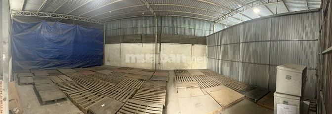 kho 100m2 mặt tiền đường lũy bán bích 16tr/1 tháng ( đã bao gồm VAT)