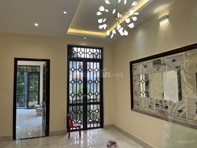 CHO THUÊ VILLA MINI HẺM XE TẢI – NGUYỄN VĂN TRỖI, TÂN BÌNH