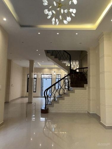 CHO THUÊ VILLA MINI HẺM XE TẢI – NGUYỄN VĂN TRỖI, TÂN BÌNH