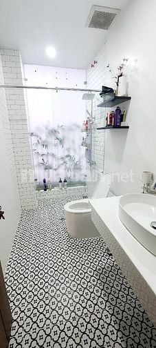 NHÀ ĐẸP LÊ THỊ HỒNG 84M2 HXH VÀO NHÀ NGAY CHỢ TIỆN KD CHỈ 14,5 TỶ