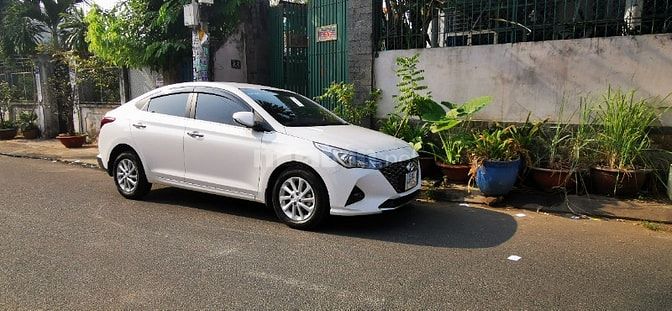 Cấn bán xe Huyndai Accent 2022 AT STD