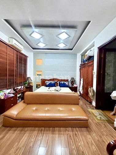 NHÀ 5 TẦNG - PHÁO ĐÀI LÁNG - KINH DOANH - DT 45M, MT 6,7M,GIÁ 11,35 TỶ