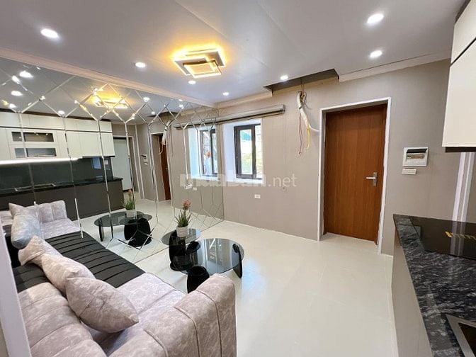 Bán nhà tập thể tầng 2 phố Khâm Thiên, 60m2, 2 phòng ngủ, nhà cực đẹp 