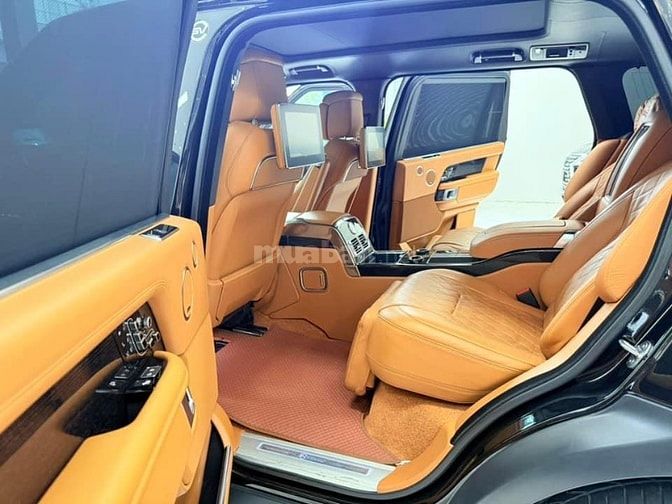 Bán Range Rover SV Autobiography 3.0L 2 màu đỏ đen, sản xuất 2021.