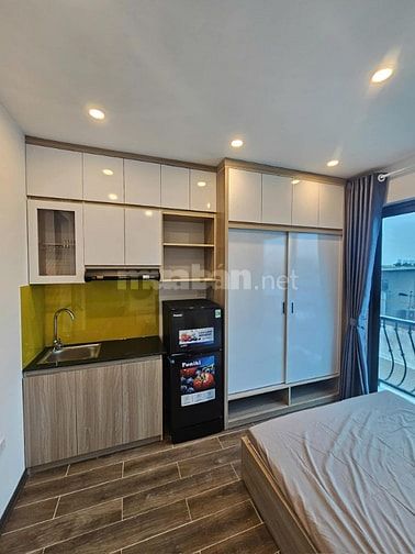 Bán nhà phố Võng Thị, 80m2, 7 tầng thang máy, 24 phòng cho thuê 100 TR