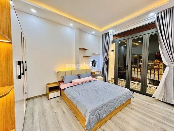 Bán gấp nhà Nguyễn Văn Quỳ, Phú Thuận, Quận 7. Giá 3,05 tỷ/56m2, HXH