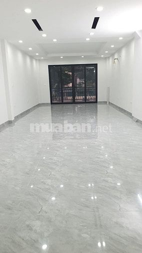 Bán nhà ngõ 5 Ngô Đình Mẫn, nhà mới thang máy gara ô tô 45m2 chỉ 9 tỷ.