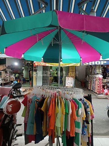 Shop quần áo  đầm váy nữ và trang sức nam nữ