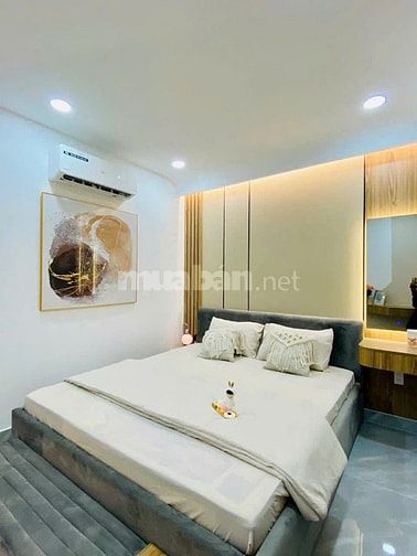 Chủ bán gấp nhà 42m2 đường Nguyễn Thiện Thuật quận 3. Giá 3tỷ850 triệu