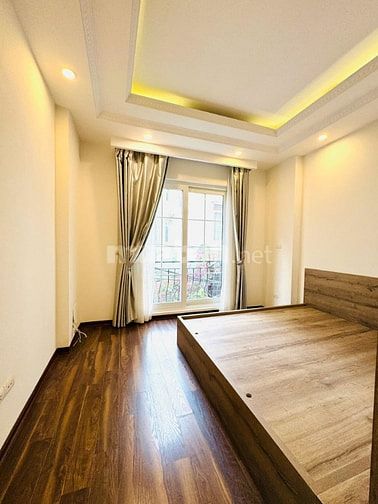 Bán nhà long biên, ngõ 206 cổ linh, oto đỗ tận nhà, giá tốt