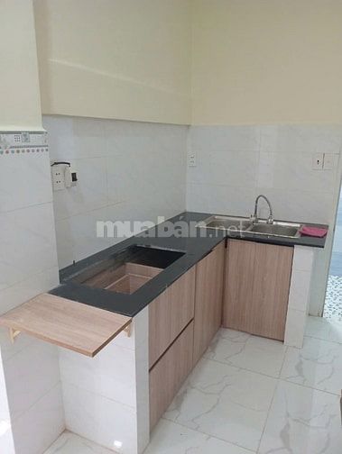 Bán nhà riêng tại Nguyễn Hữu Cảnh, Phường 22, giá 2,8 tỷ, 24m2