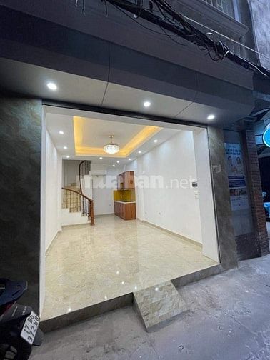 Bán nhà mặt ngõ đường Nguyễn Cao, Hai Bà Trưng. 30m² x 5T hơn 6 tỷ.