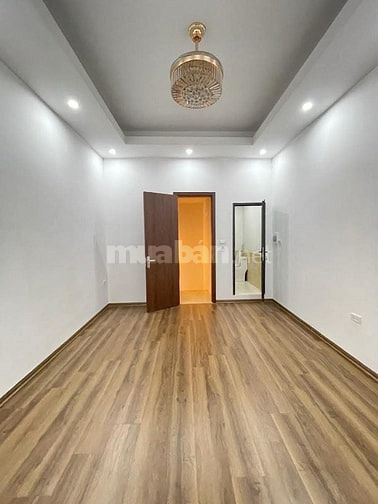 Bán nhà mặt ngõ đường Nguyễn Cao, Hai Bà Trưng. 30m² x 5T hơn 6 tỷ.