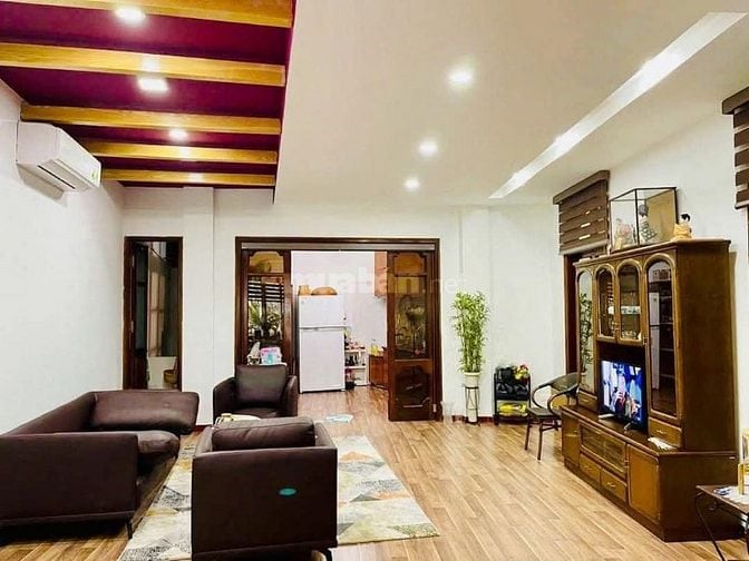 QUÁ VIP, NHÀ ĐẸP TRẦN THÁI TÔNG CẦU GIẤY 100M2*4, Ô TÔ ĐỖ, GẦN PHỐ