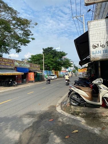 Bán nhà hẻm xe hơi, thông thoáng, không ngập