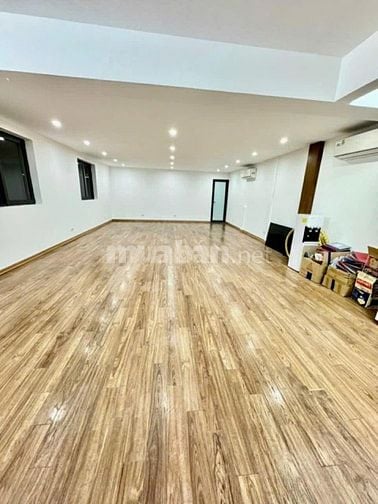 CHO THUÊ VĂN PHÒNG TẦNG 6 DIỆN TÍCH 110M2 Ở NGUYỄN TRÃI – THANH XUÂN 