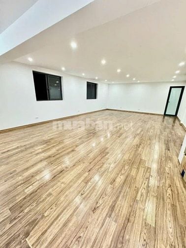 CHO THUÊ VĂN PHÒNG TẦNG 6 DIỆN TÍCH 110M2 Ở NGUYỄN TRÃI – THANH XUÂN 