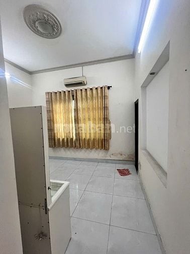 Cho thuê biệt thự 4PN, 5WC tại đường Lê Văn Khương, 14 triệu VND, 180m